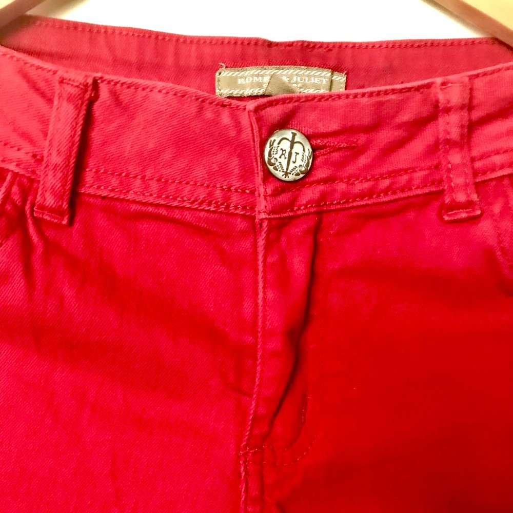 Romeo & Juliet Couture Vibrant Red Low Rise Skinny Jeans - Size 27